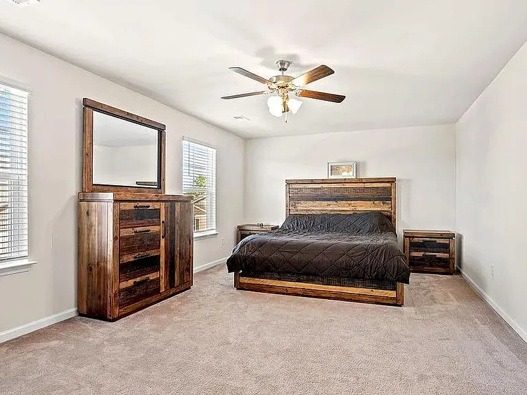 2807 Ophelia Way — Photo 9