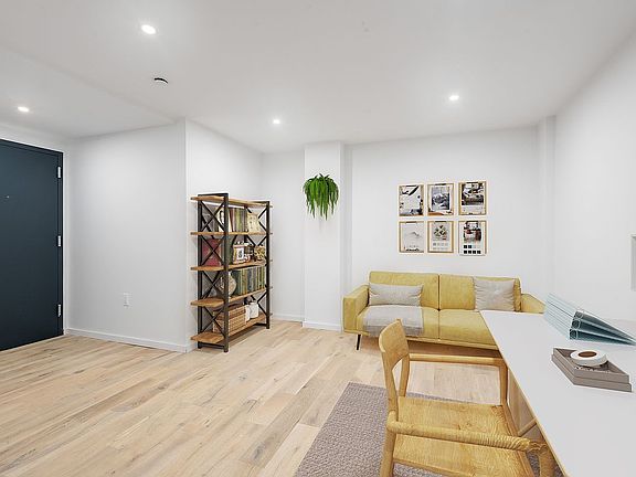 5th image of 136 14th St APT 1A