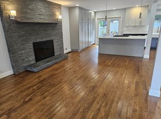711 E 7th St, South Boston, MA 02127