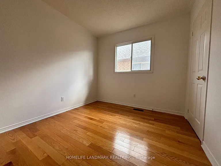 9 Baltic St — Photo 13