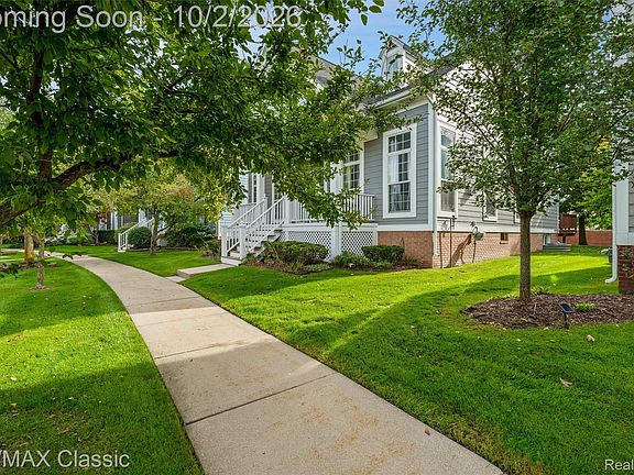 4th image of 42591 Whitman Way
