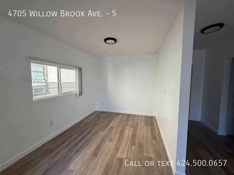 Renovated & Extra Spacious 3BD/1BA in East Hollywood — Photo 3