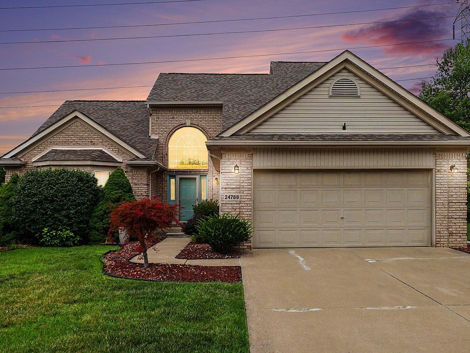 1st image of 24788 Foxmoor Blvd