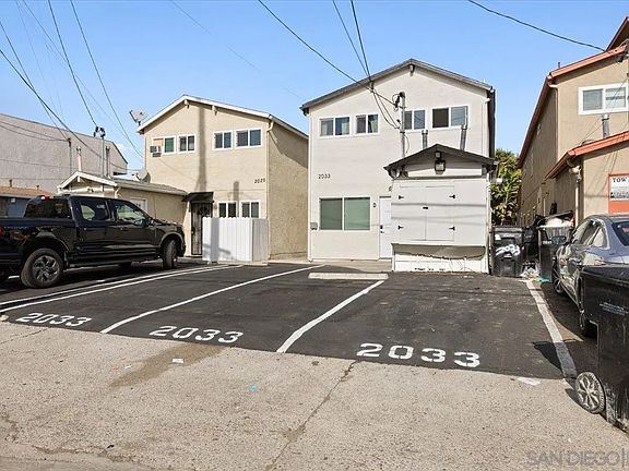 5th image of 2033 Garnet Ave