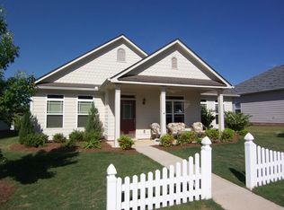 83 Creekside Way, Newnan, GA 30265