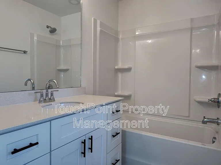 1415 Arden Ave — Photo 13