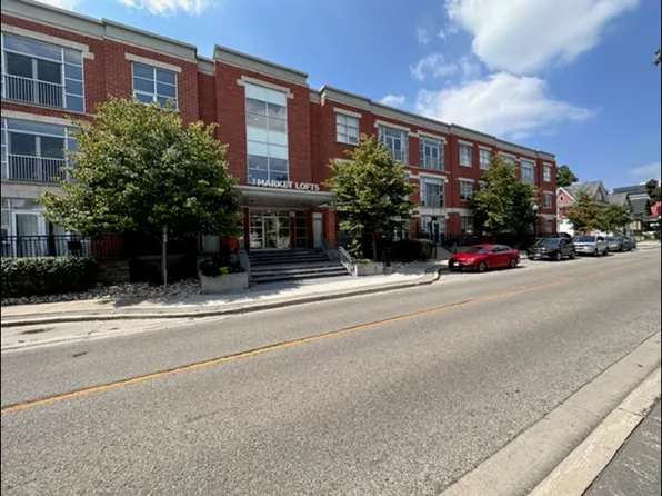 165 Duke St E #208, Kitchener, ON N2H 6T8