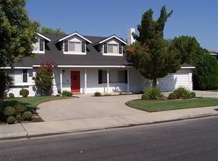 3012 Doris Ln, Bakersfield, CA