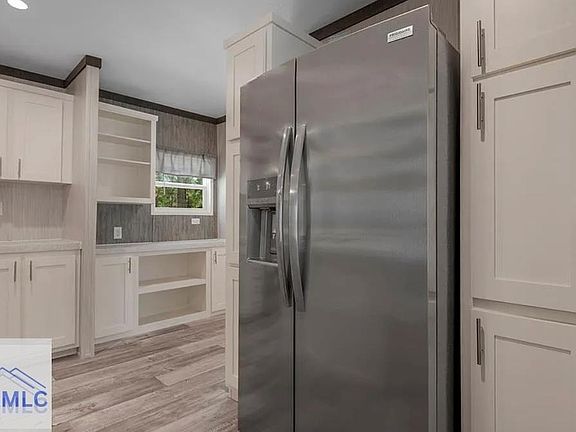 3rd image of 5 Bradwell Dunham Rd