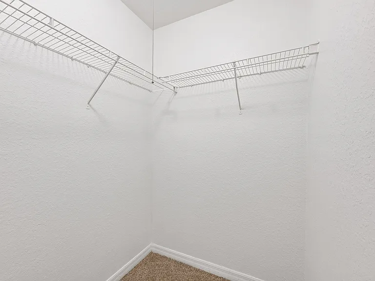 Cambridge Cove and Kathleen Pointe Apartment Homes — Photo 29