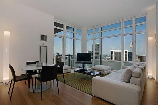 2nd image of 325 5th Ave APT 44D