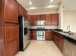 8353 NW 38th St, Hollywood, FL 33024
