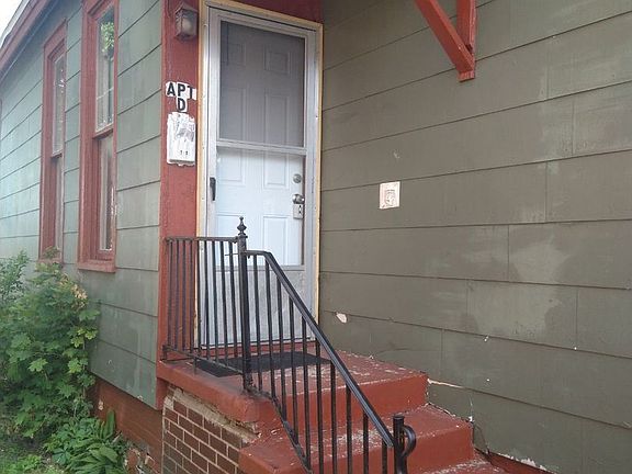 2nd image of 460 W Clay Ave