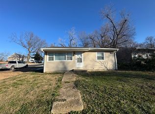 3100 SE Bryant St, Topeka, KS 66605