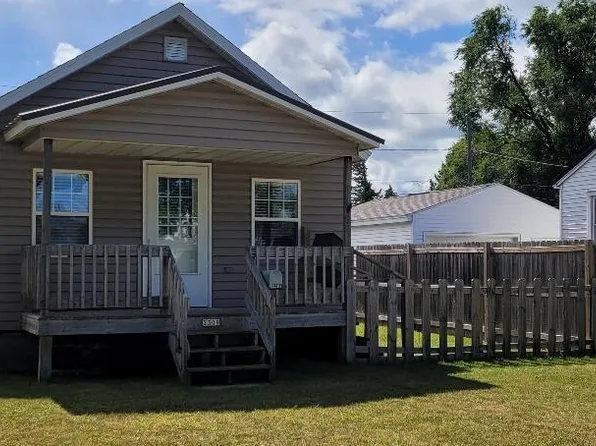 2309 16th AVENUE, Menominee, MI 49858