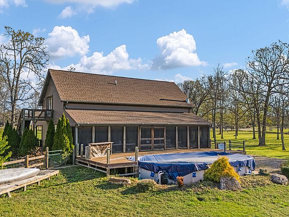 3rd image of 5560 Private Road 8072
