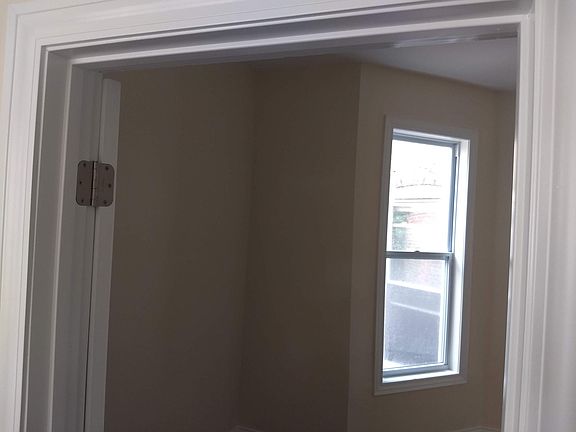 2nd image of 6018 S Eberhart Ave #2