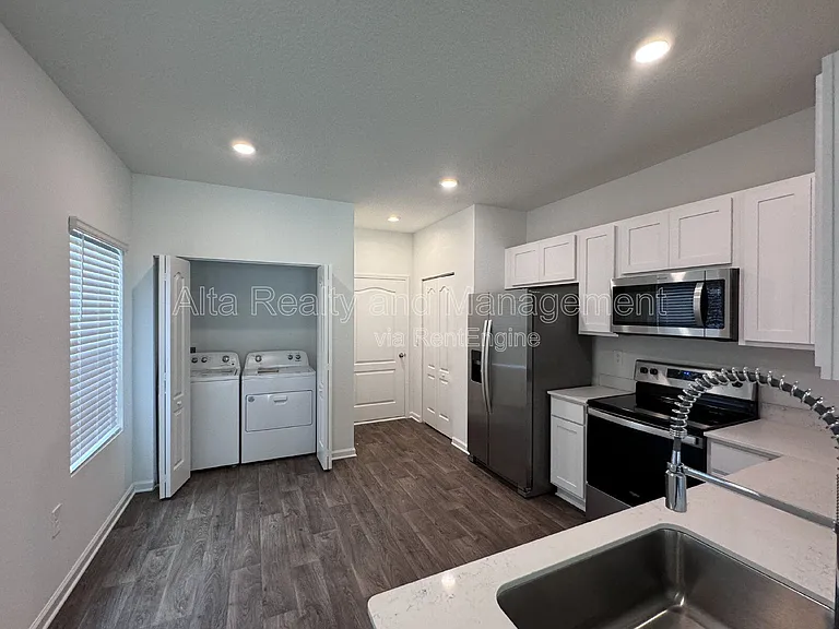 9048 Alpine Aster Rd — Photo 7