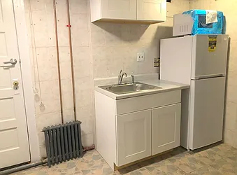 Rented by Richard Macias, LREB