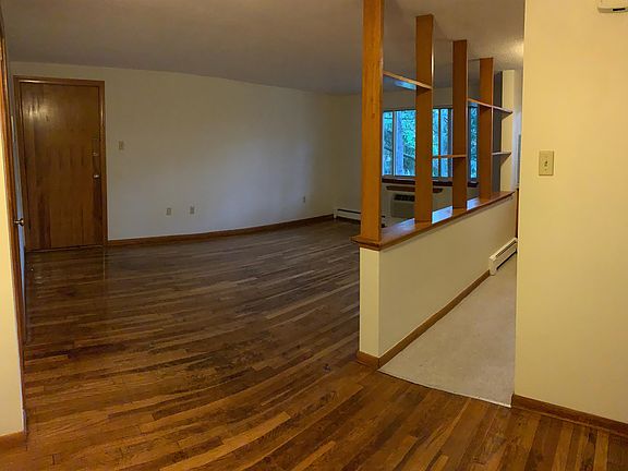 4th image of 20 Hunt St #26C