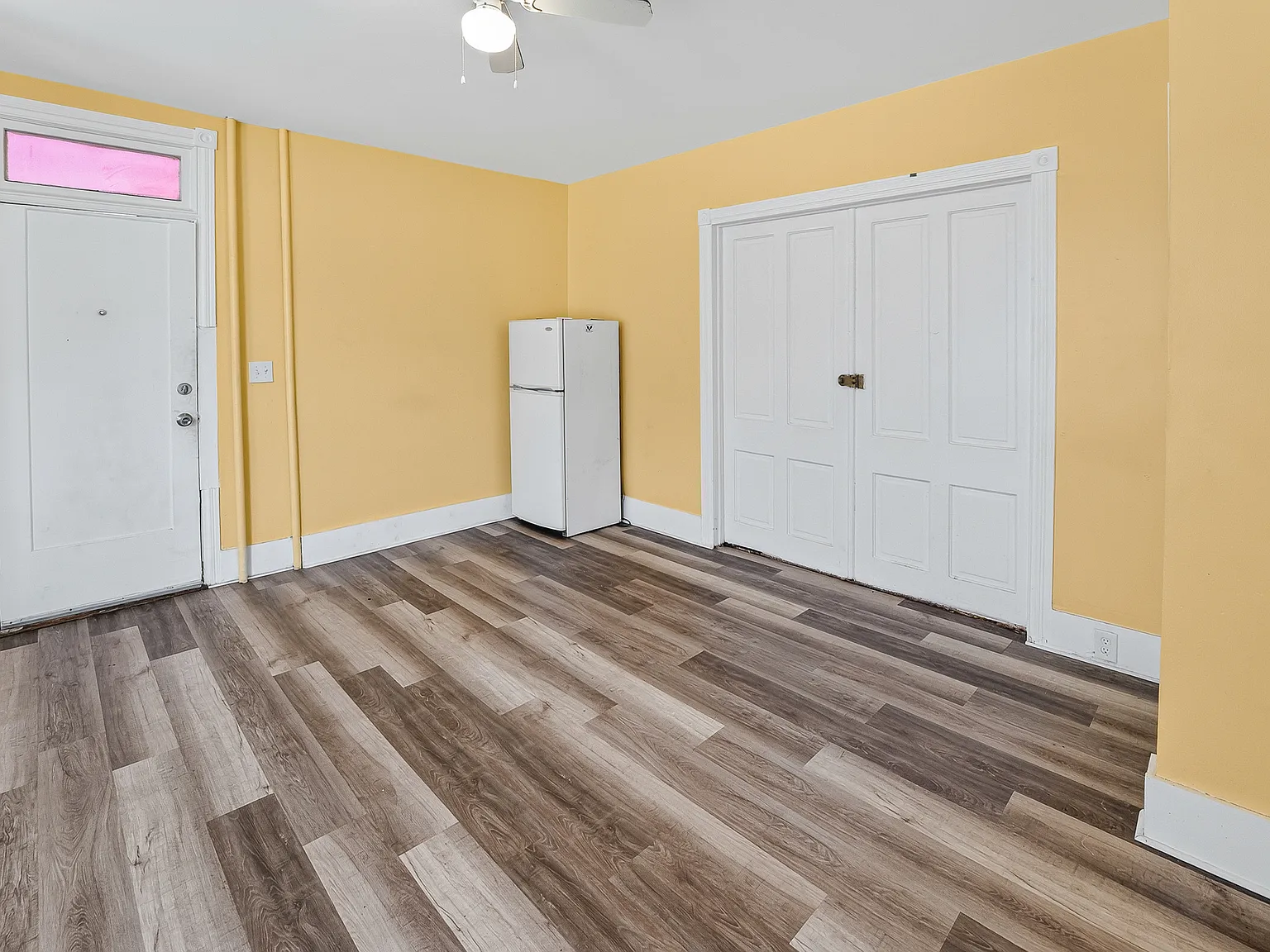1 bed, $900 — Photo 2