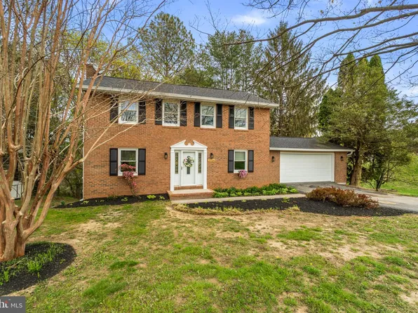 2734 Deer Park Rd, Finksburg, MD 21048