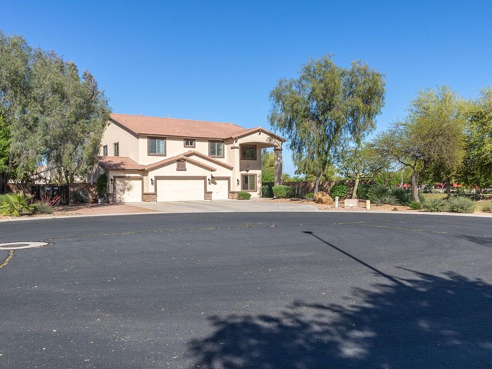 1st image of 11321 N 151st Ct