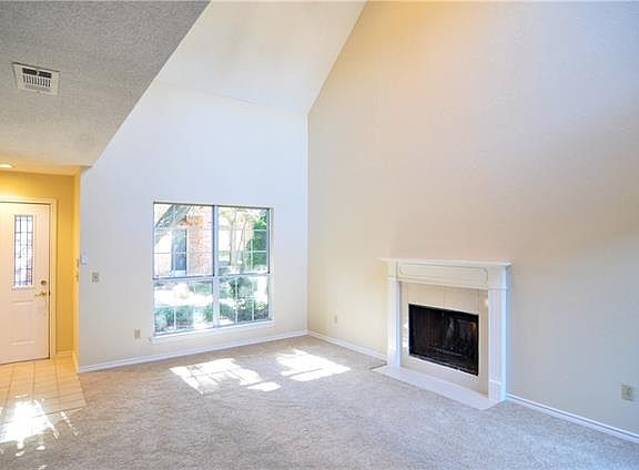 3rd image of 17727 Sunmeadow Dr