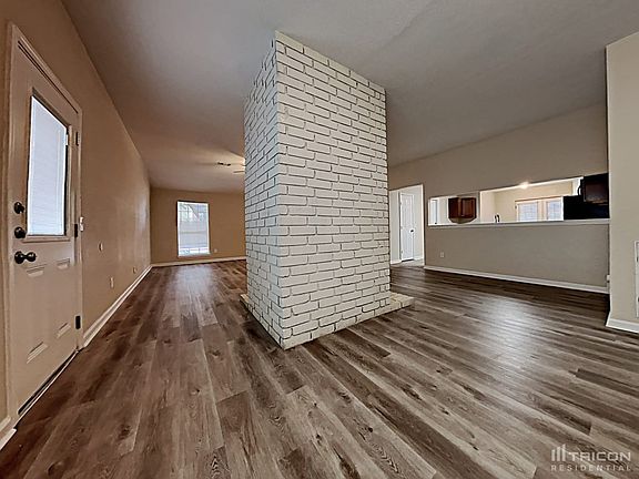 4th image of 13530 Clayton Hill Dr