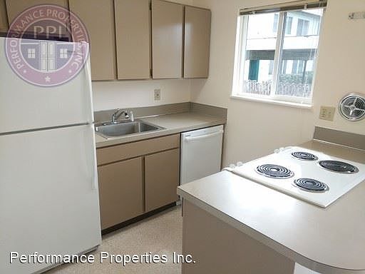 5th image of 3420 SE 58th Ave #5974536