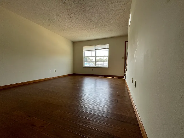 720 Johnson Hill Rd #720 — Photo 3