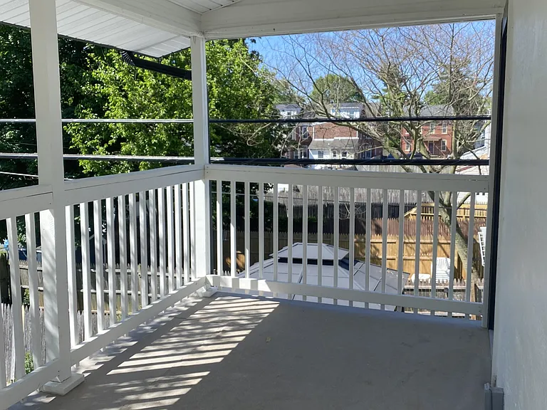 27 W Ferdinand St — Photo 19
