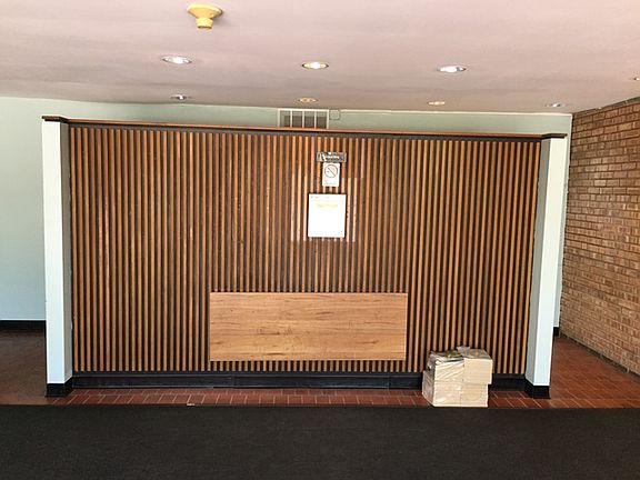 3rd image of 5600 Hillcrest Ln APT 1F