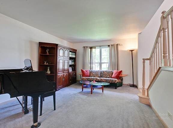 4th image of 819 Deep Woods Ct
