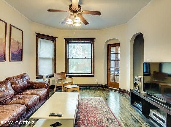 2nd image of 2200 W Cortez St #322