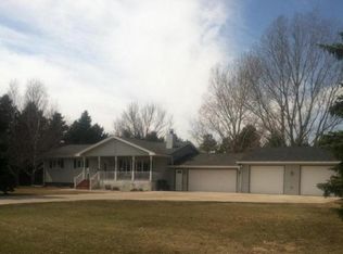 2703 Sioux Conifer Rd, Watertown, SD 57201
