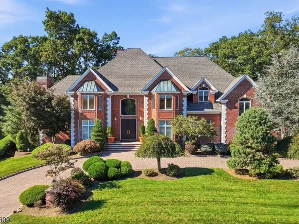 54 BURNET HILL ROAD, Livingston Twp., NJ 07039