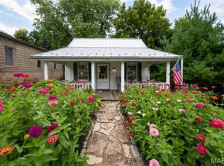 The Cottage Augusta, Augusta, MO 63332