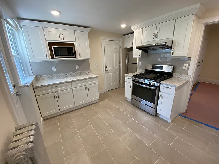 98 Toxteth St #3 — Photo 11