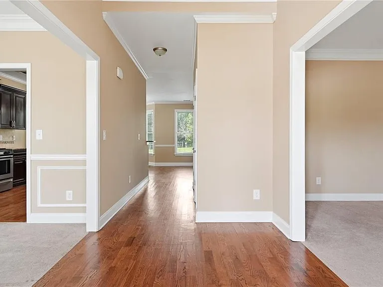 3475 Golfe Links Dr — Photo 2