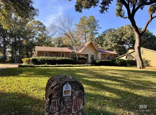 38261 Holly Hills Dr, Bay Minette, AL 36507