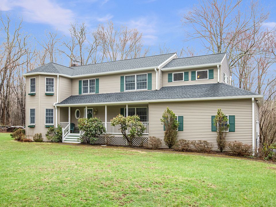 1st image of 23 Bear Berry Ln