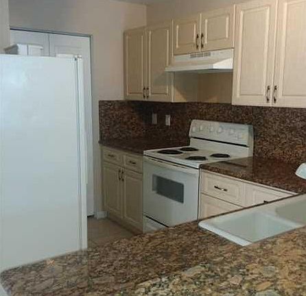 4th image of 2208 Coral Reef Ct #5609