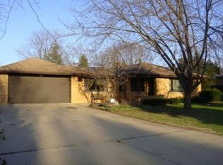 4160 N 160th St, Brookfield, WI 53005