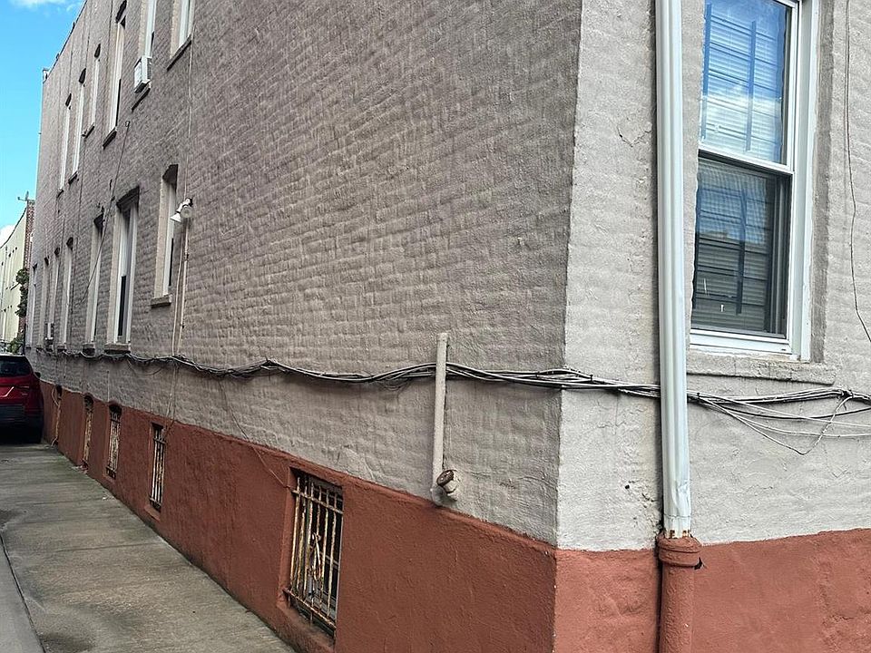 1st image of 228 E 92nd Street