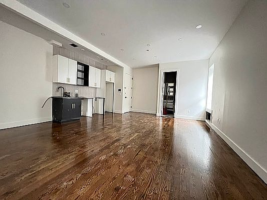 1st image of 321 Woodbine St #2D