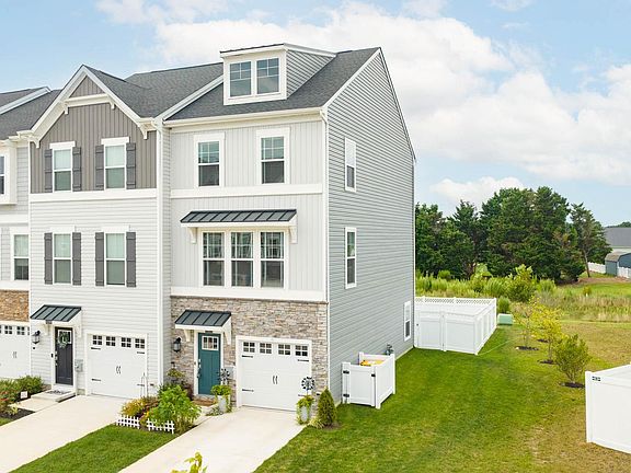 2nd image of 35211 Wright Way