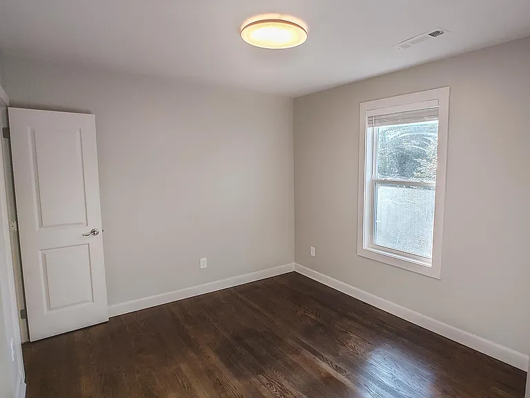 420 Alexander Cir SE #420 — Photo 8