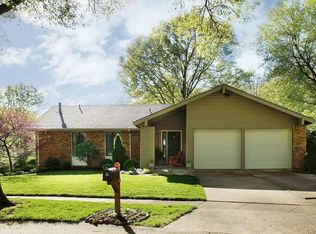 753 Memoir Ln, Ballwin, MO