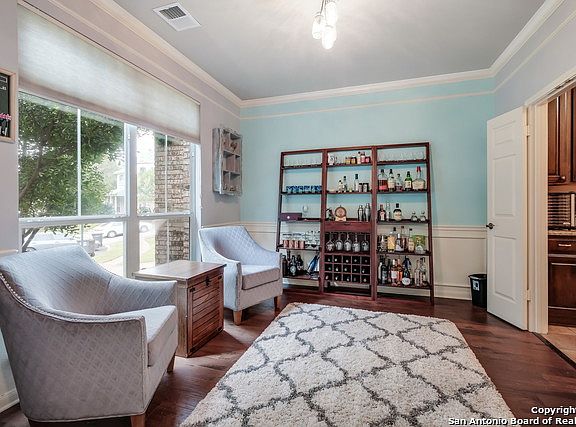 4th image of 2207 Chamber Bluff Dr